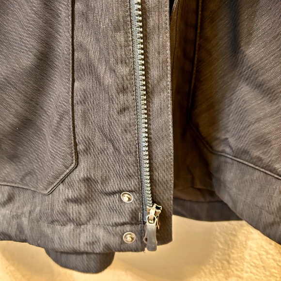 REI Mens Rainjacket/Parka, Charcoal Gray, Size XL - Picture 12 of 15